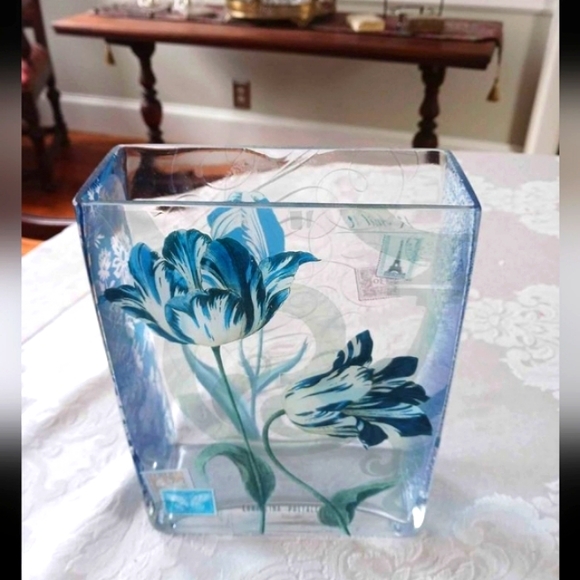 Blue Bird / Floral Glass Hand Painted Vintage Vase - Picture 4 of 8